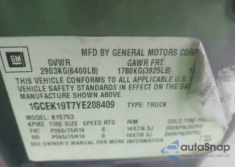 2000 Chevrolet Silverado 1500 Ls z USA, uszkodzony, nr VIN 1GCEK19T7YE208409